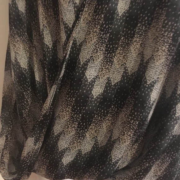 Top - Picture 4 of 6